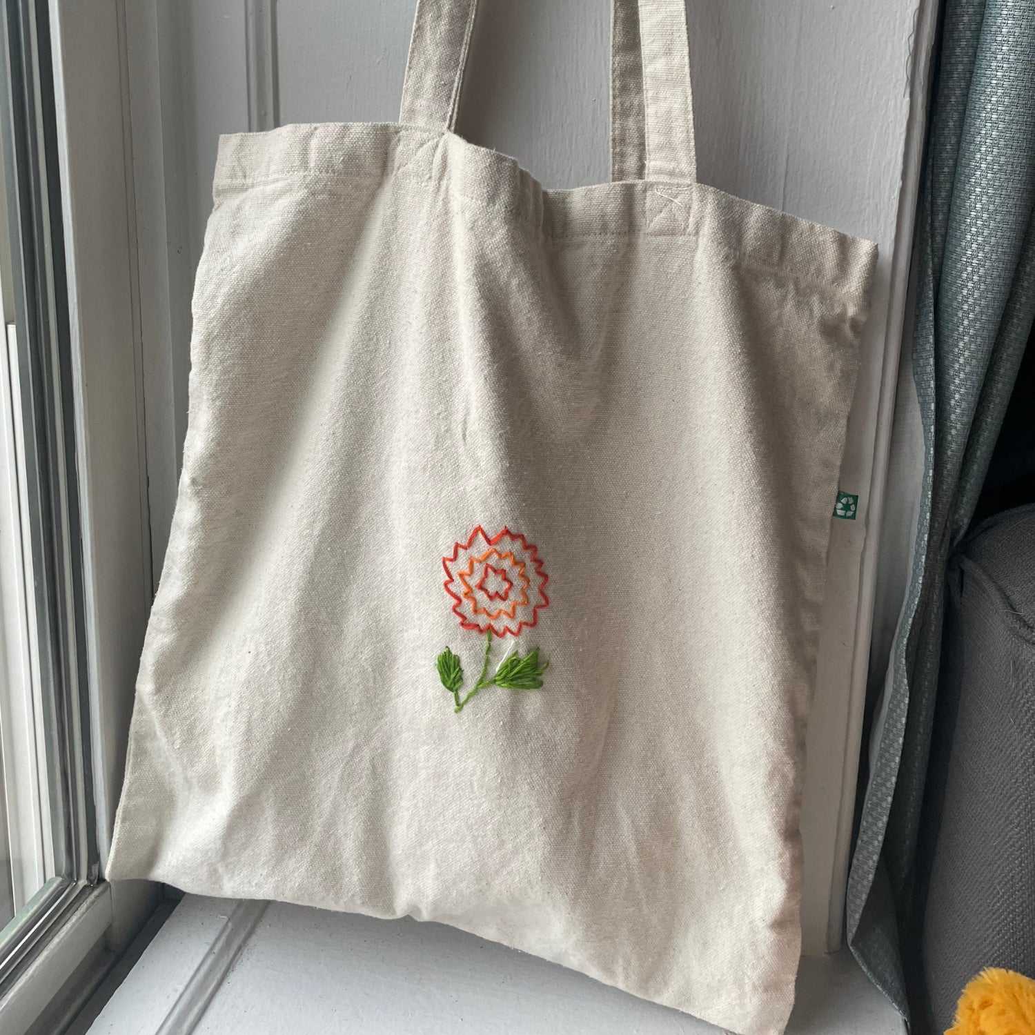 TOTE BAG EMBROIDERY WITH NEEDLE NOODLE-nunchi