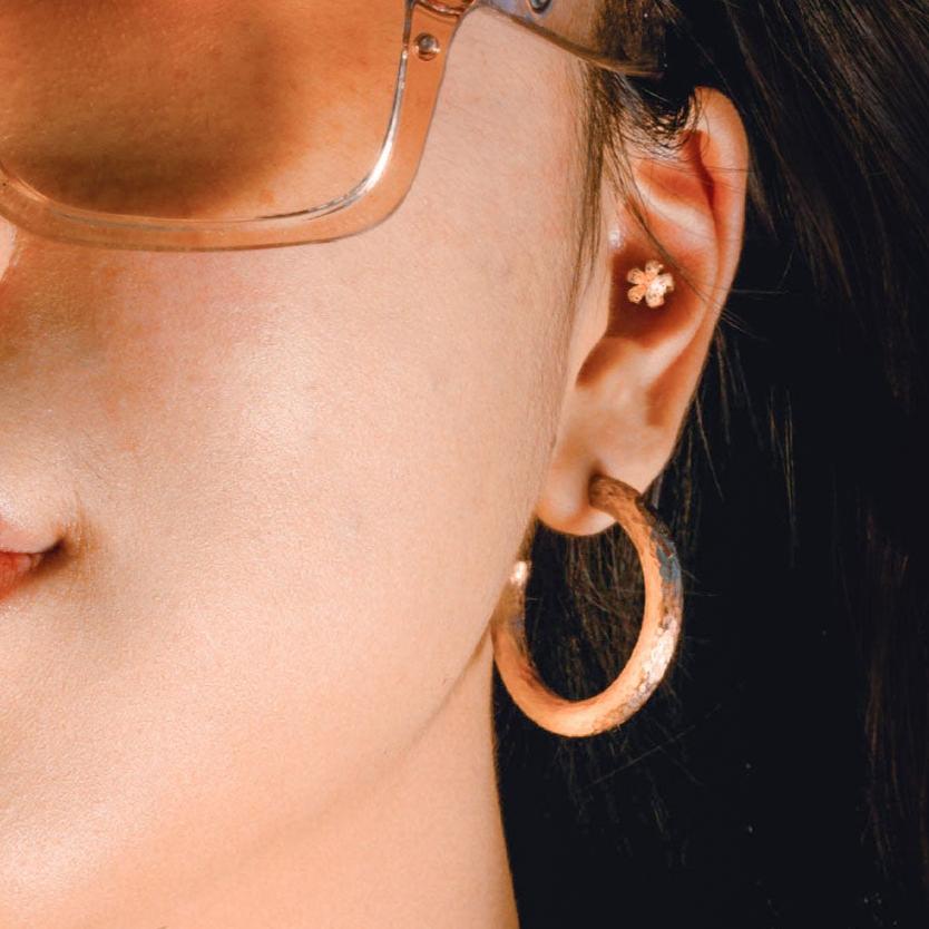 Lightweight Chunky Hammered Hoops-nunchi